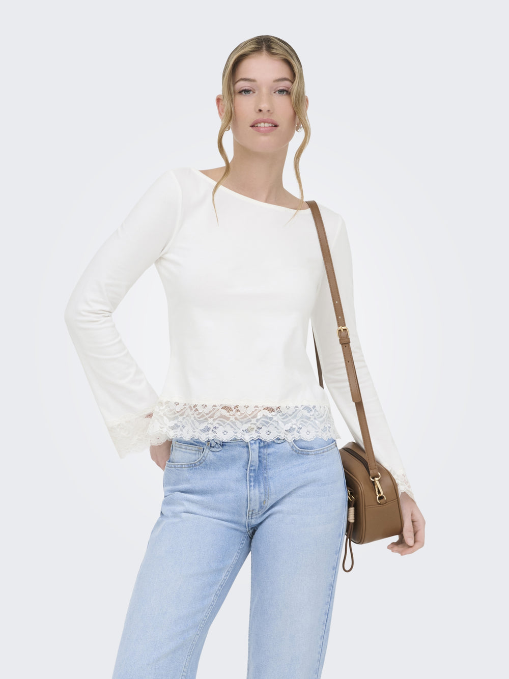 ONLLIVE LOVE L/S O-NECK LACE TOP CS, Cloud Dancer/Dtm lace 177922001 Bild 2