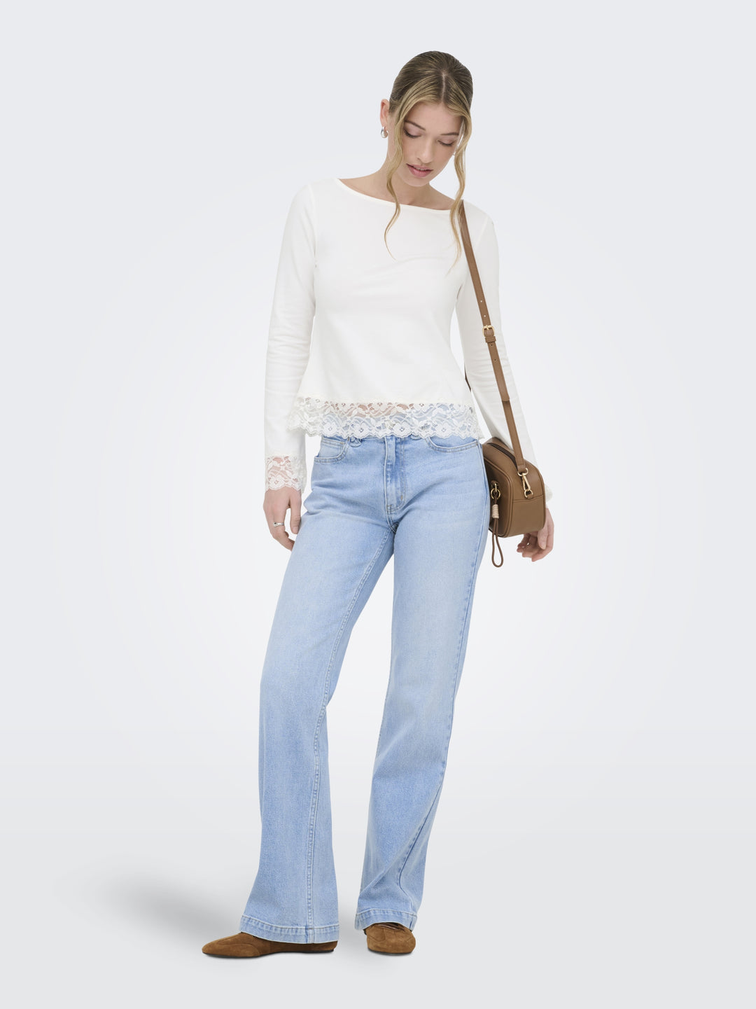 ONLLIVE LOVE L/S O-NECK LACE TOP CS, Cloud Dancer/Dtm lace 177922001 Bild 4