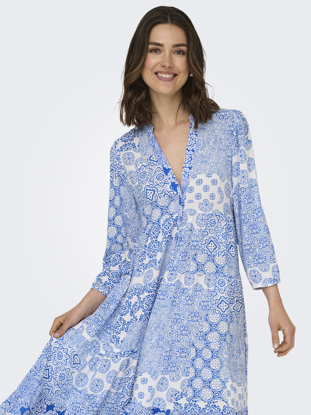 ONLMILANA 7/8 DRESS WVN NOOS, Princess Blue/MIX GRAPHIC 219550010 Bild 3