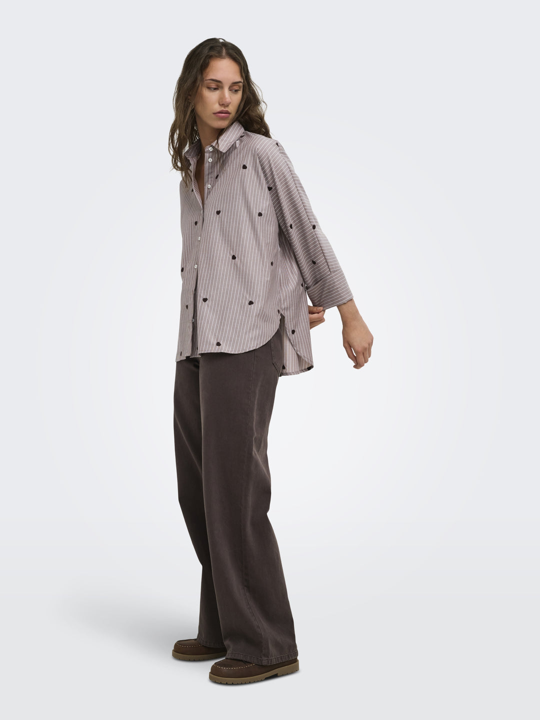 ONLNEW LINA GRACE STR EMB SHIRT NOO, Coffee Bean/STRIPE W. COFFEE BEAN H 237375008 Bild 7