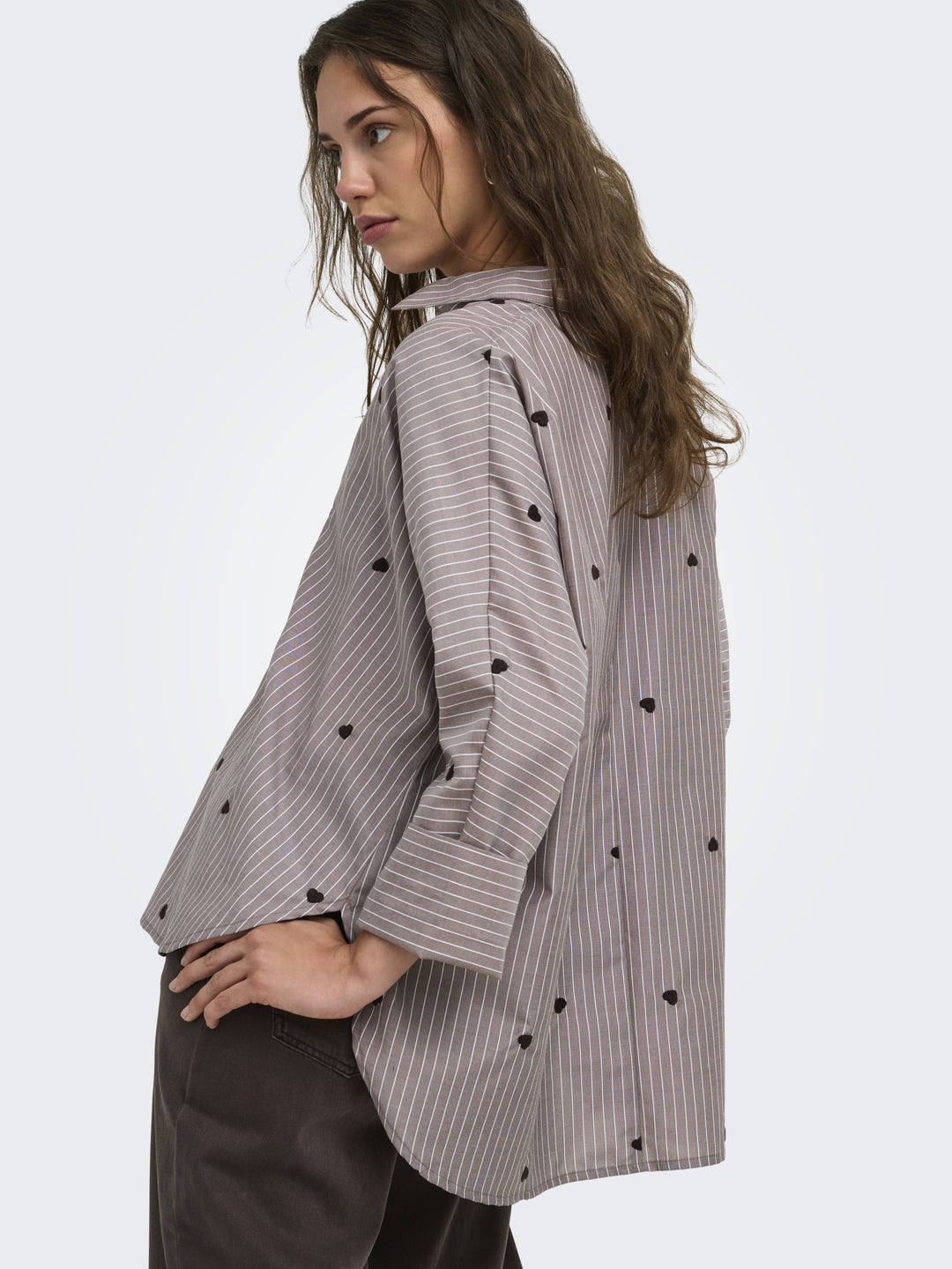 ONLNEW LINA GRACE STR EMB SHIRT NOO, Coffee Bean/STRIPE W. COFFEE BEAN H 237375008 Bild 8