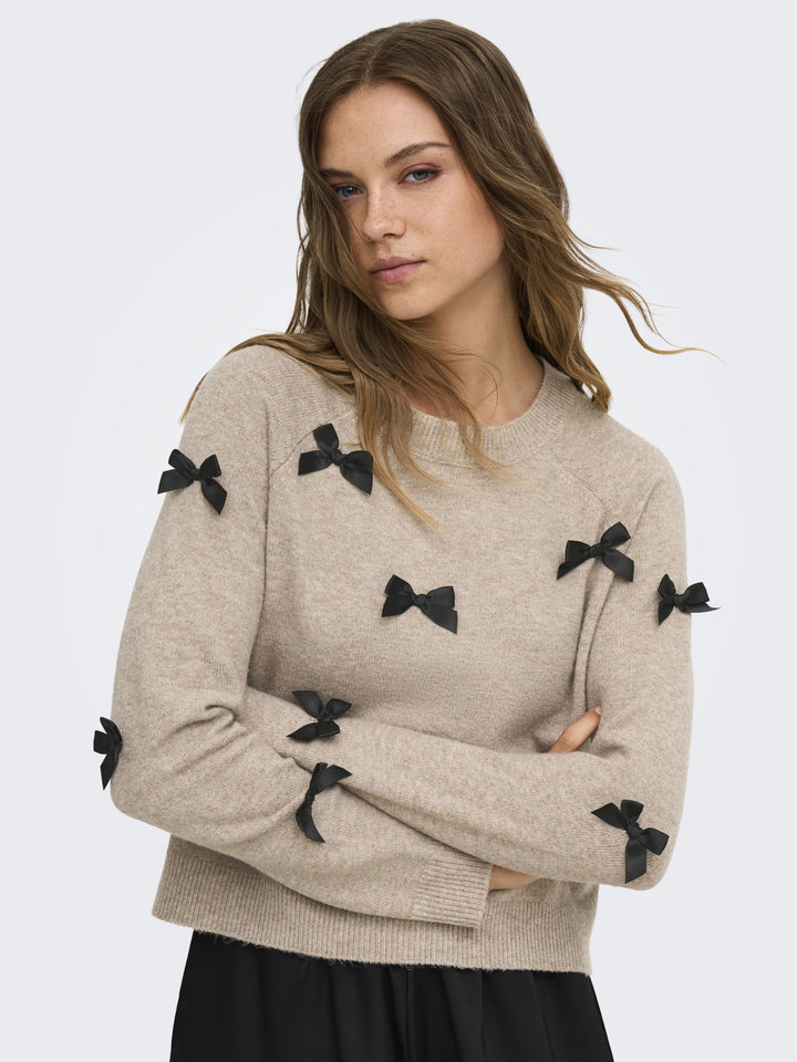 ONLNOELLE LS BOW PULLOVER KNT, Beige/W. Black Bows 180069002 Bild 7