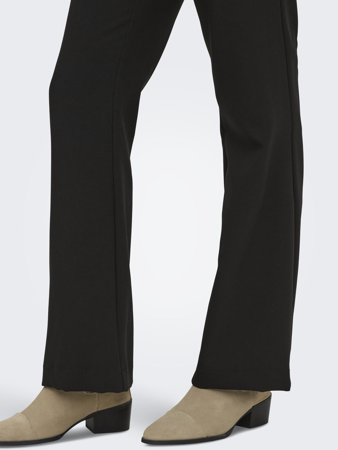 ONLRAVEN LIFE HW FLARE PANT CC TLR, Black 177911 Bild 5