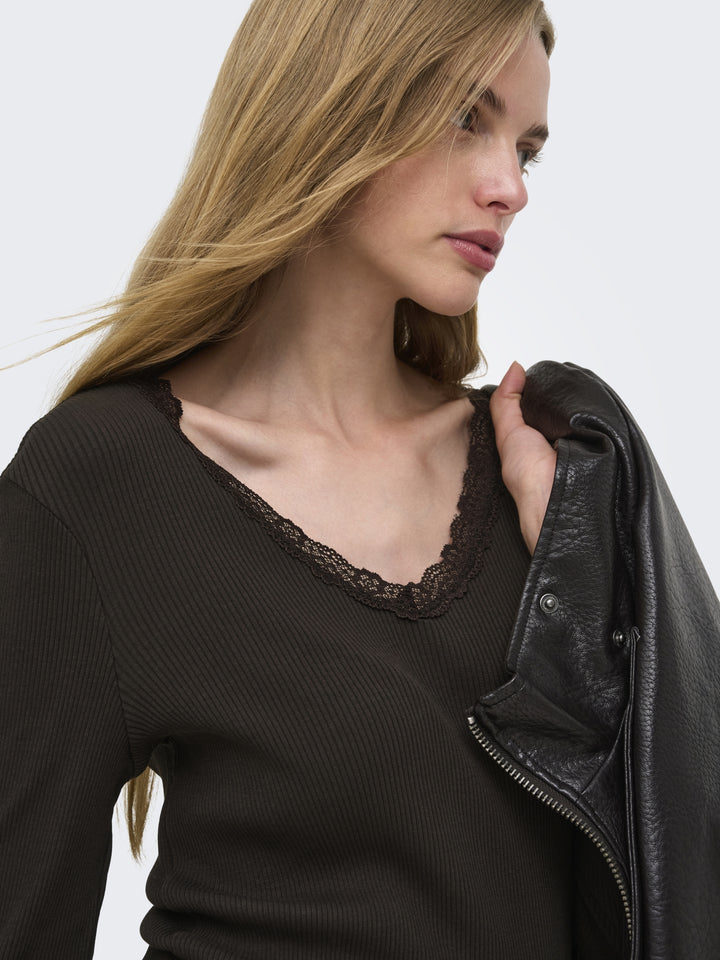 ONLSARA SHARAI L/S V-NECK TOP JRS N, Chocolate Torte 244915 Bild 3
