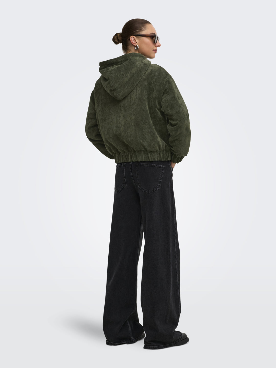 ONLSUVA CORDUROY PAD SHORT JACKET C, Kalamata 209492 Bild 5