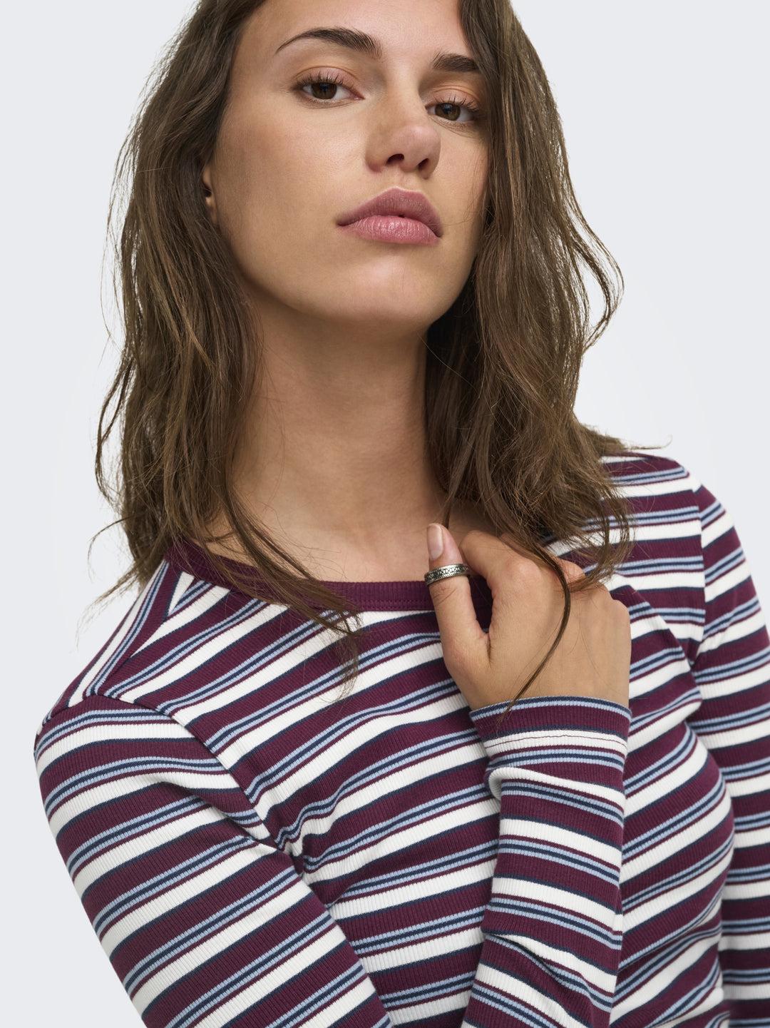 ONLVAL L/S O-NECK STRIPE TOP JRS, Fig/Dusty blue + cd + navy blazer ( 177912004 Bild 3