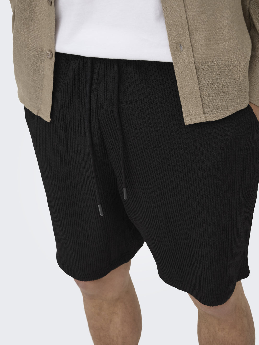 ONSLAZIO LIFE RLX PLISSE S SHORTS T, Black 187679 Bild 3