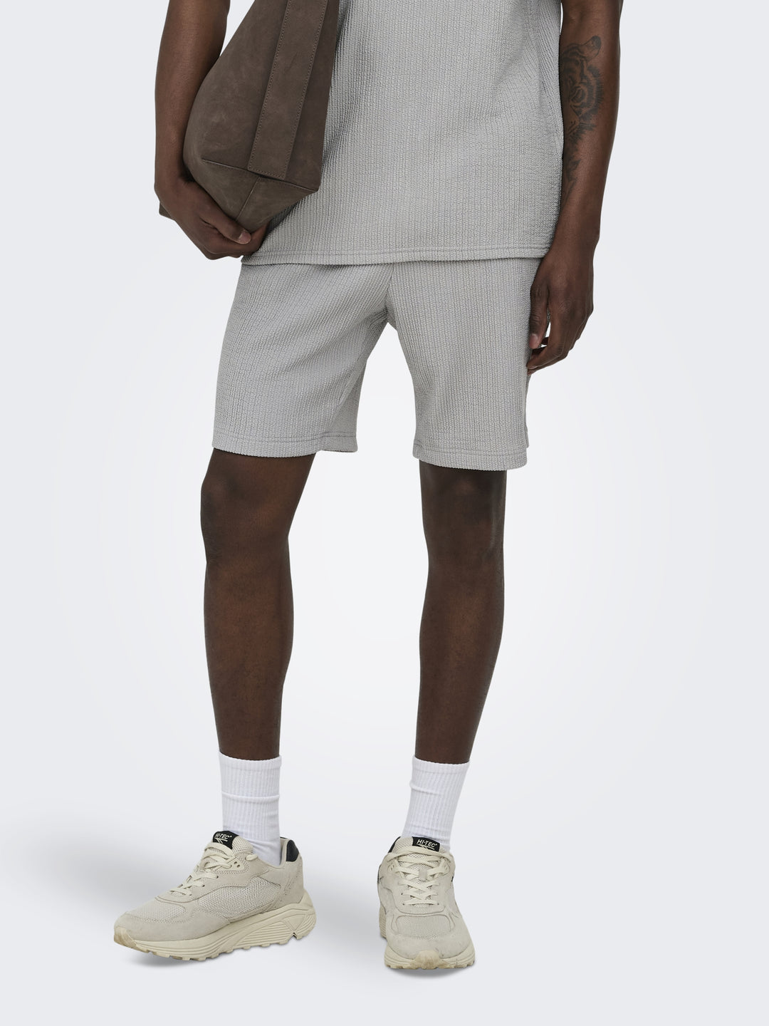 ONSLAZIO LIFE RLX PLISSE S SHORTS T, Ultimate Grey 300079 Bild 4
