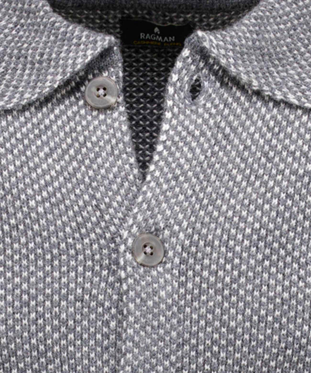 Cardigan with buttons, ANTHRA 019 Bild 3