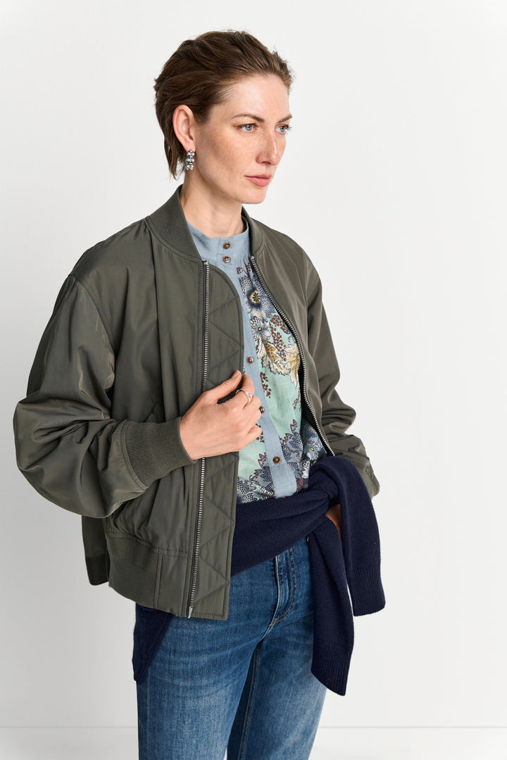 A-Shape Bomber Jacket, olive 460 Bild 6