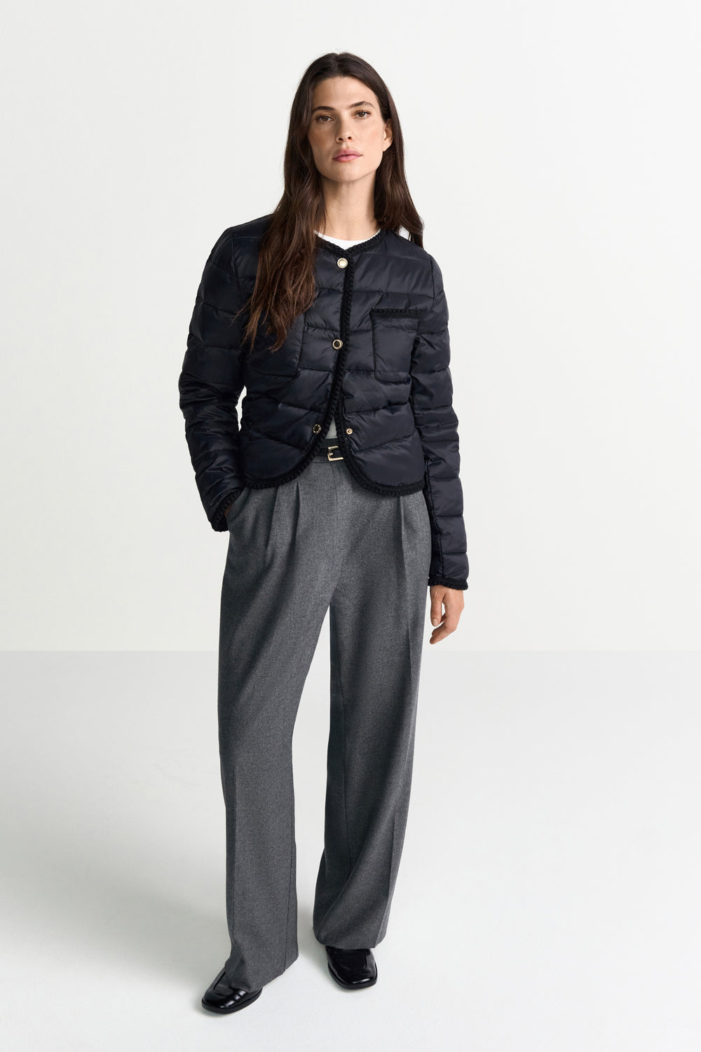 Boxy padded nylon jacket with deco, black 890 Bild 2