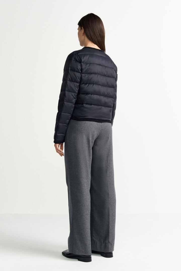 Boxy padded nylon jacket with deco, black 890 Bild 4