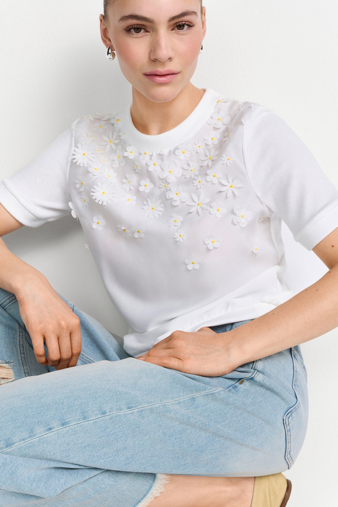 Knit Mat Mix T-Shirt with Flower Ap, pearl white 113 Bild 3