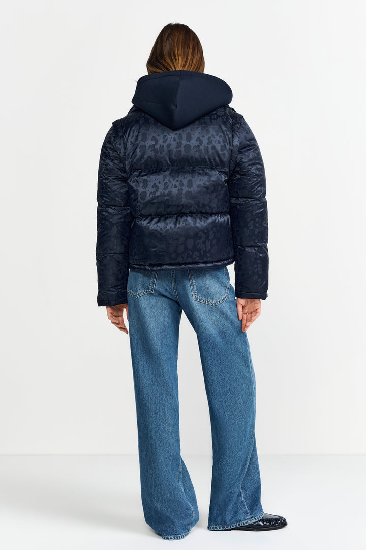 Leo jacquard puffer sustainable, midnight blue 781 Bild 4