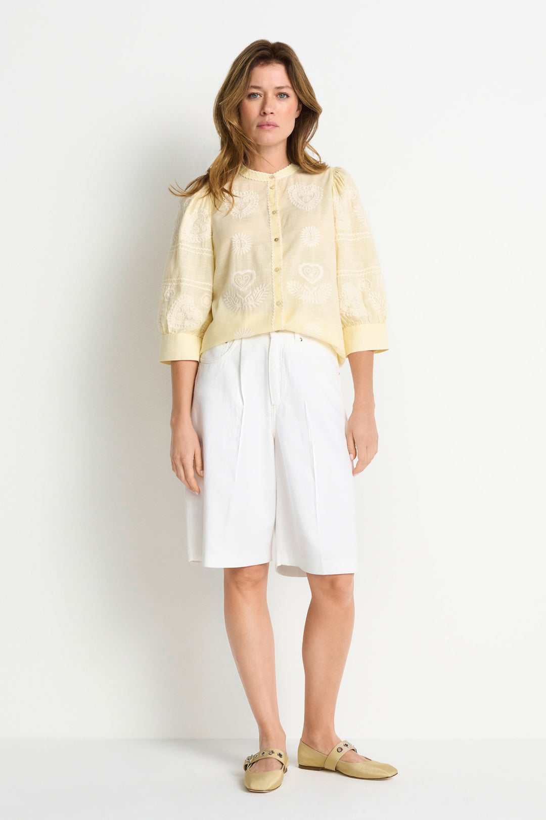 Musselin embroidery blouse, soft butter 150 Bild 2