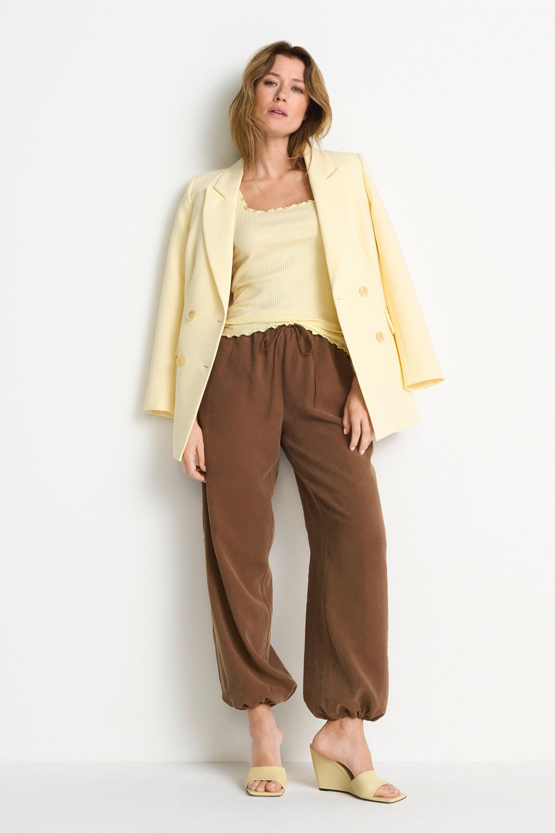 O Frill Top, soft butter 150 Bild 2