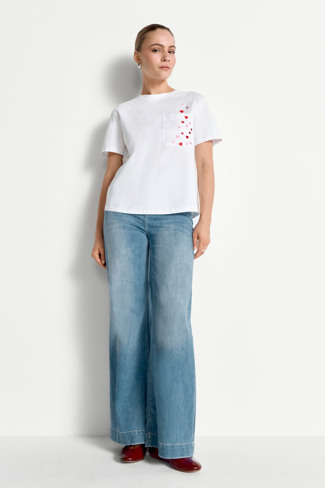 T-Shirt with Hearts, white 100 Bild 2