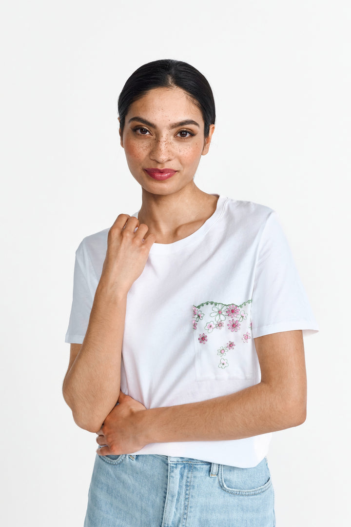 T-Shirt with Mesh Pocket, white 100 Bild 3