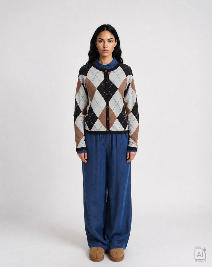 ARGYLE BUTTON CARDIGAN, SAND PRINT 1103 Bild 1
