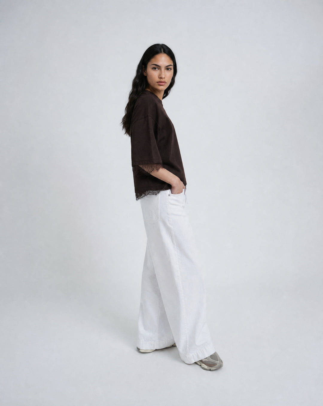 BOXY T-SHIRT LACE HEM, DARK CHOC 913 Bild 2