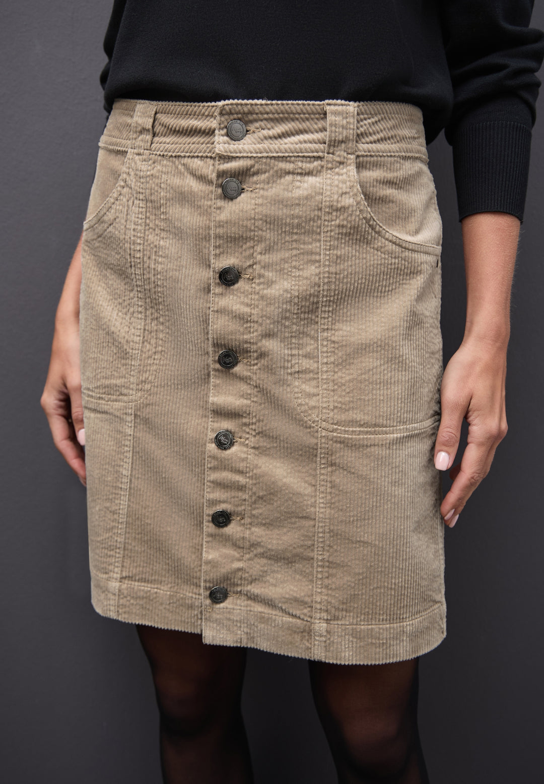 Button through corduroy skirt_, flowing beige 17105 Bild 6