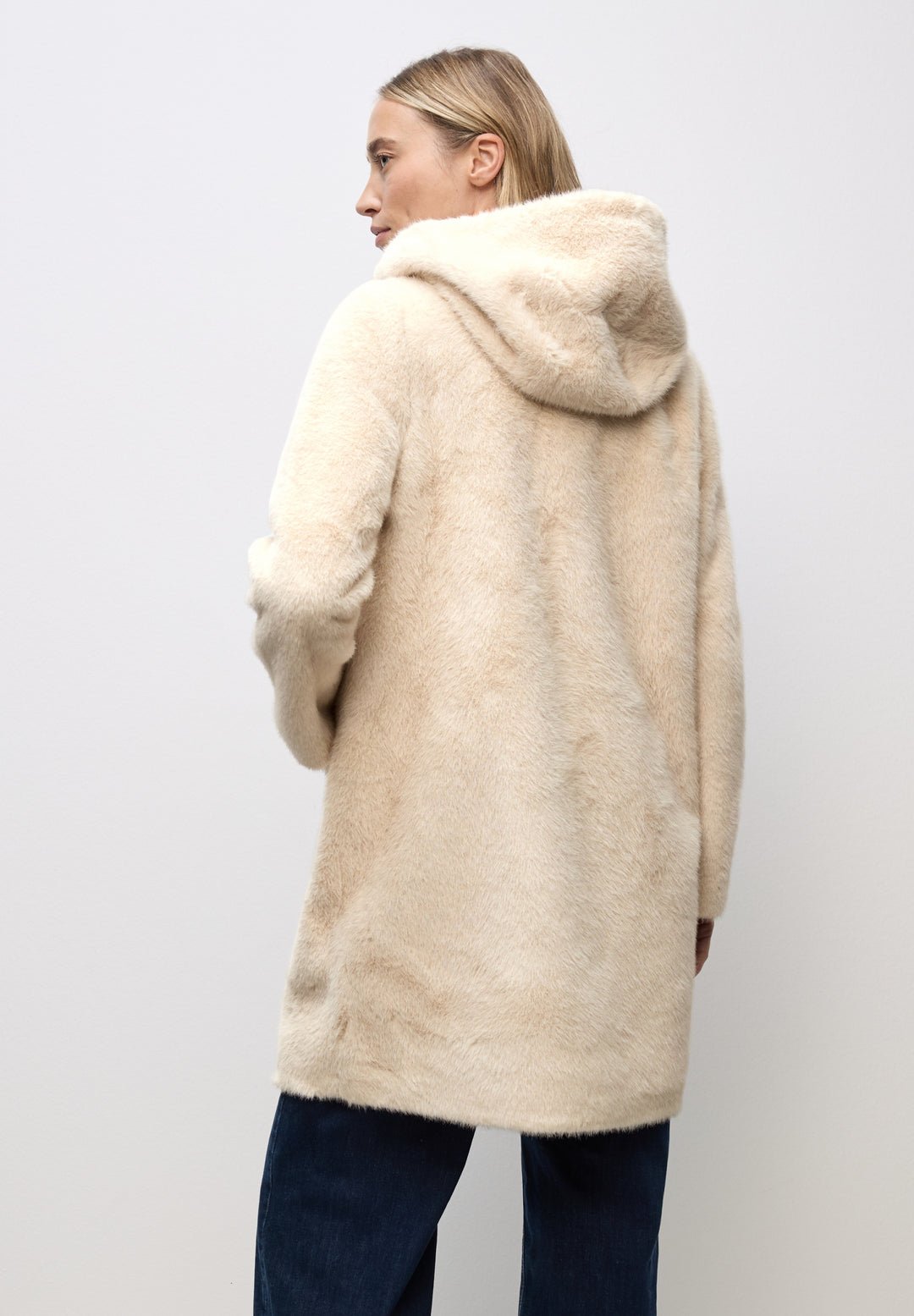 Fake Fur Coat w. Hoody, pastel sand 15056 Bild 4