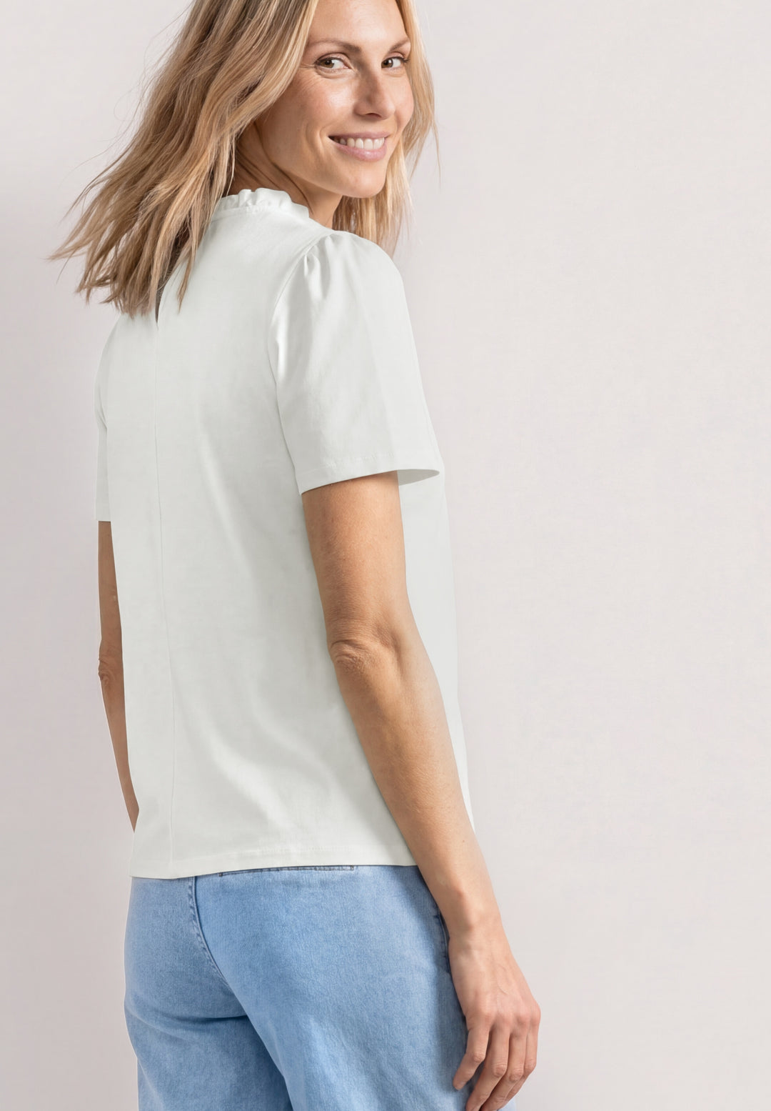 frill neck shirt w.puff sleeve, off white 10108 Bild 4