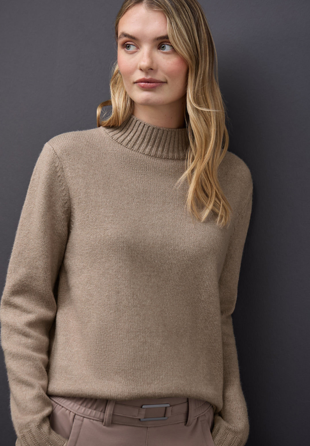 LTD QR_basic sweater turtle, mocha glow mel. 16069 Bild 6