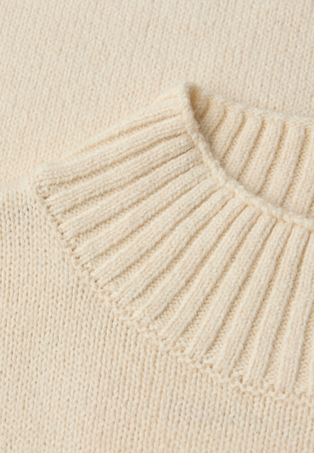 LTD QR_basic sweater turtle, soft beige 16351 Bild 2