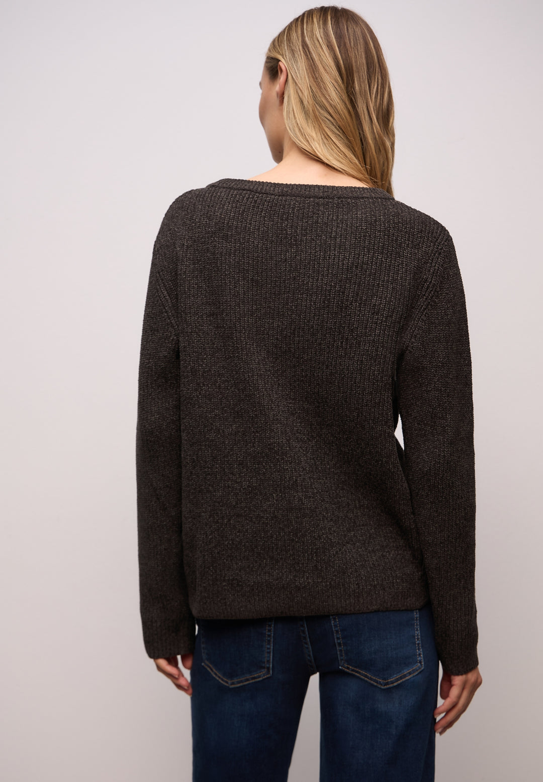LTD QR_chenille sweater, darkest brown 17103 Bild 4