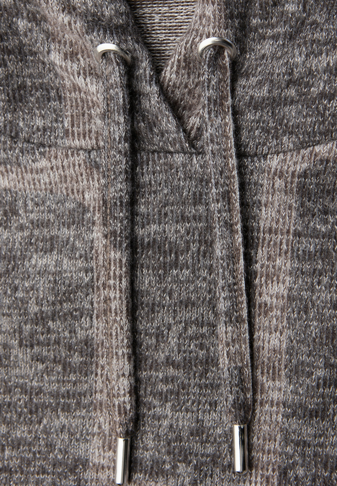 LTD QR cosy printed hoody, darkest brown 27103 Bild 2