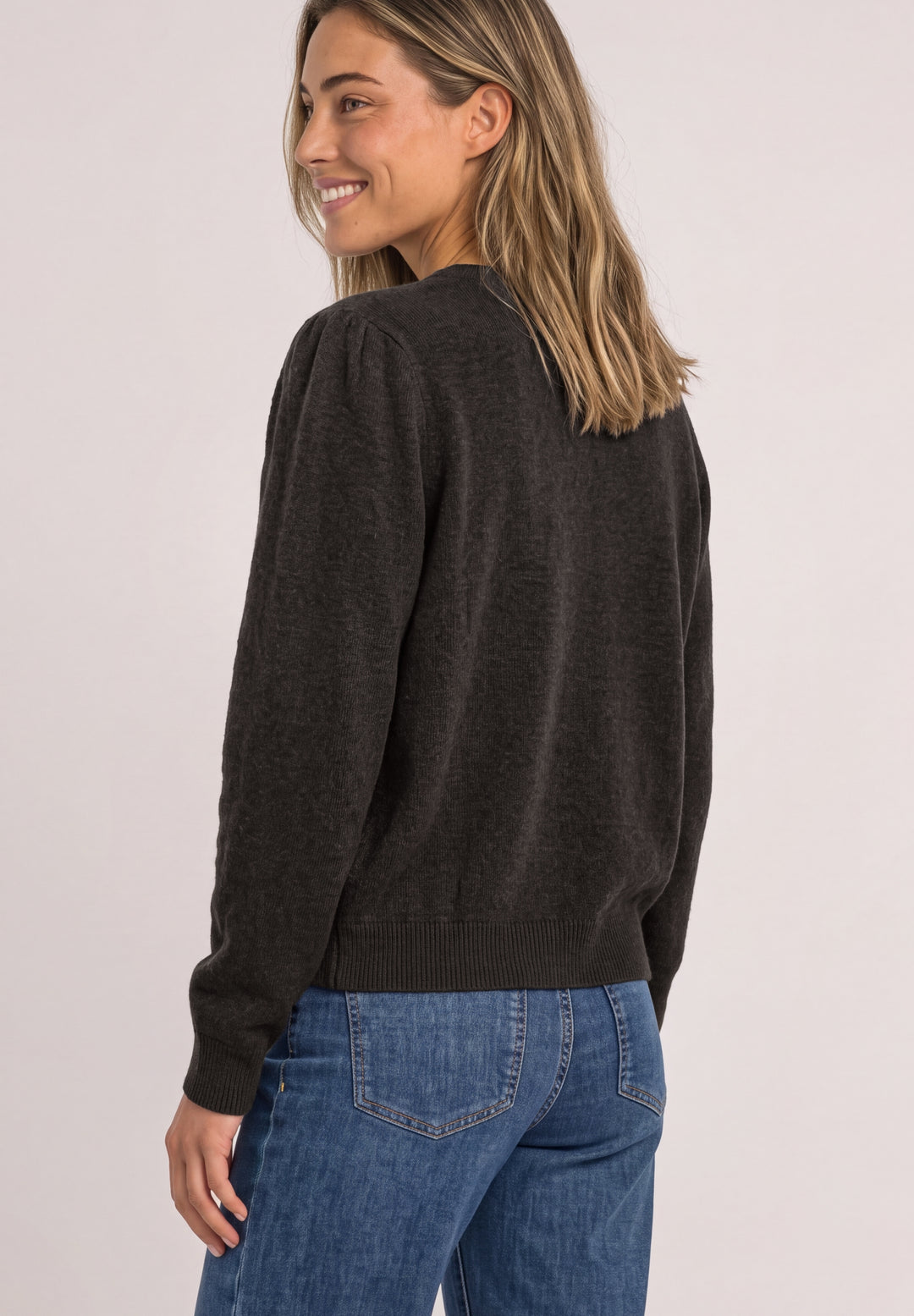 LTD QR_cosy roundneck cardi, black coffee mel. 18037 Bild 4