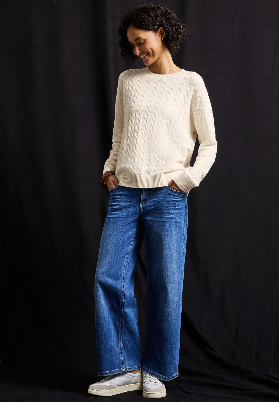 LTD QR_cosy structure sweater, soft beige 16351 Bild 6