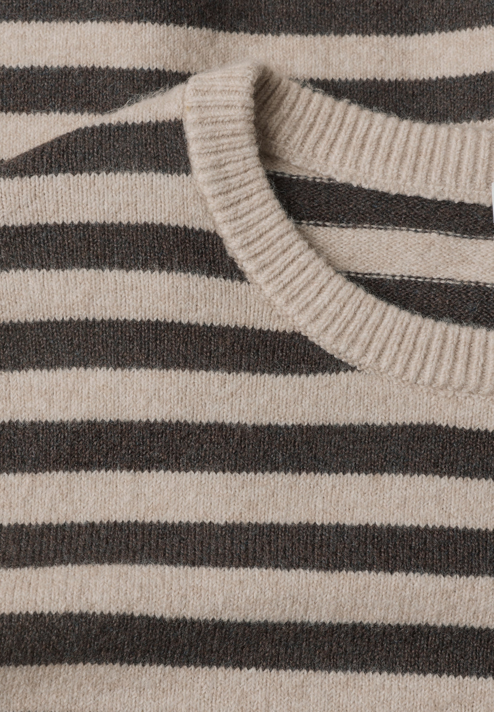 LTD QR_cosy sweater with strip, clay sand mel. 28039 Bild 2