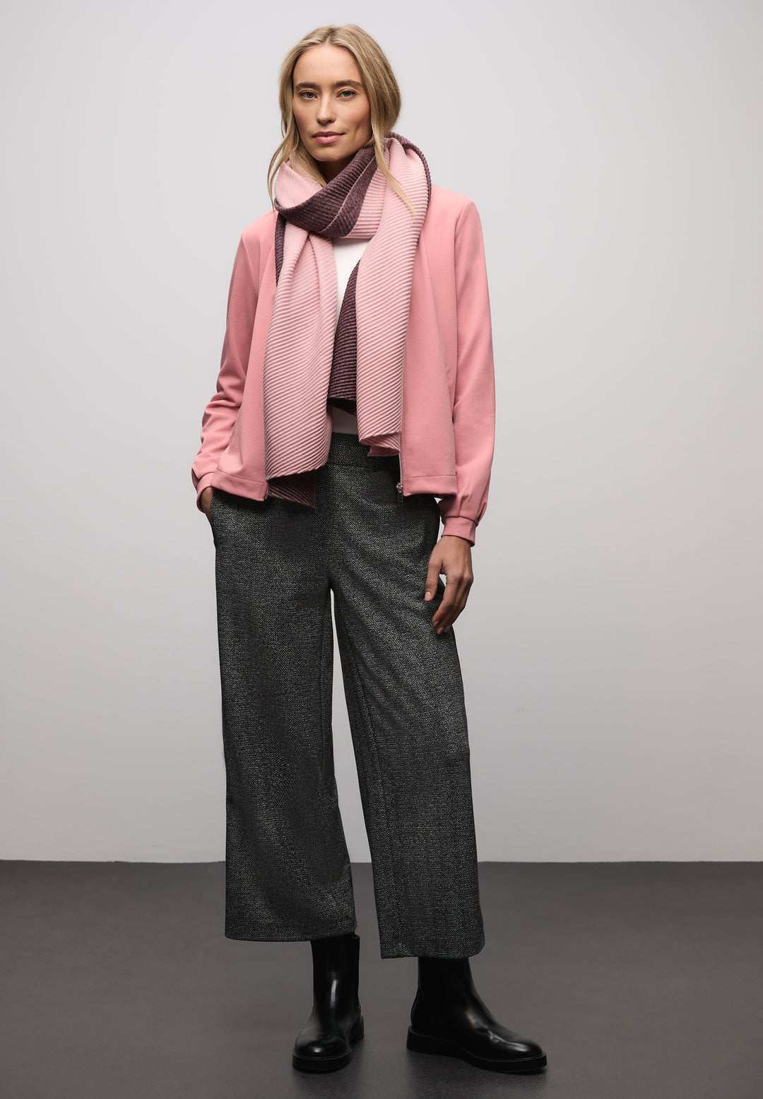 LTD QR interlock jacket w.shin, powder pink 16874 Bild 7