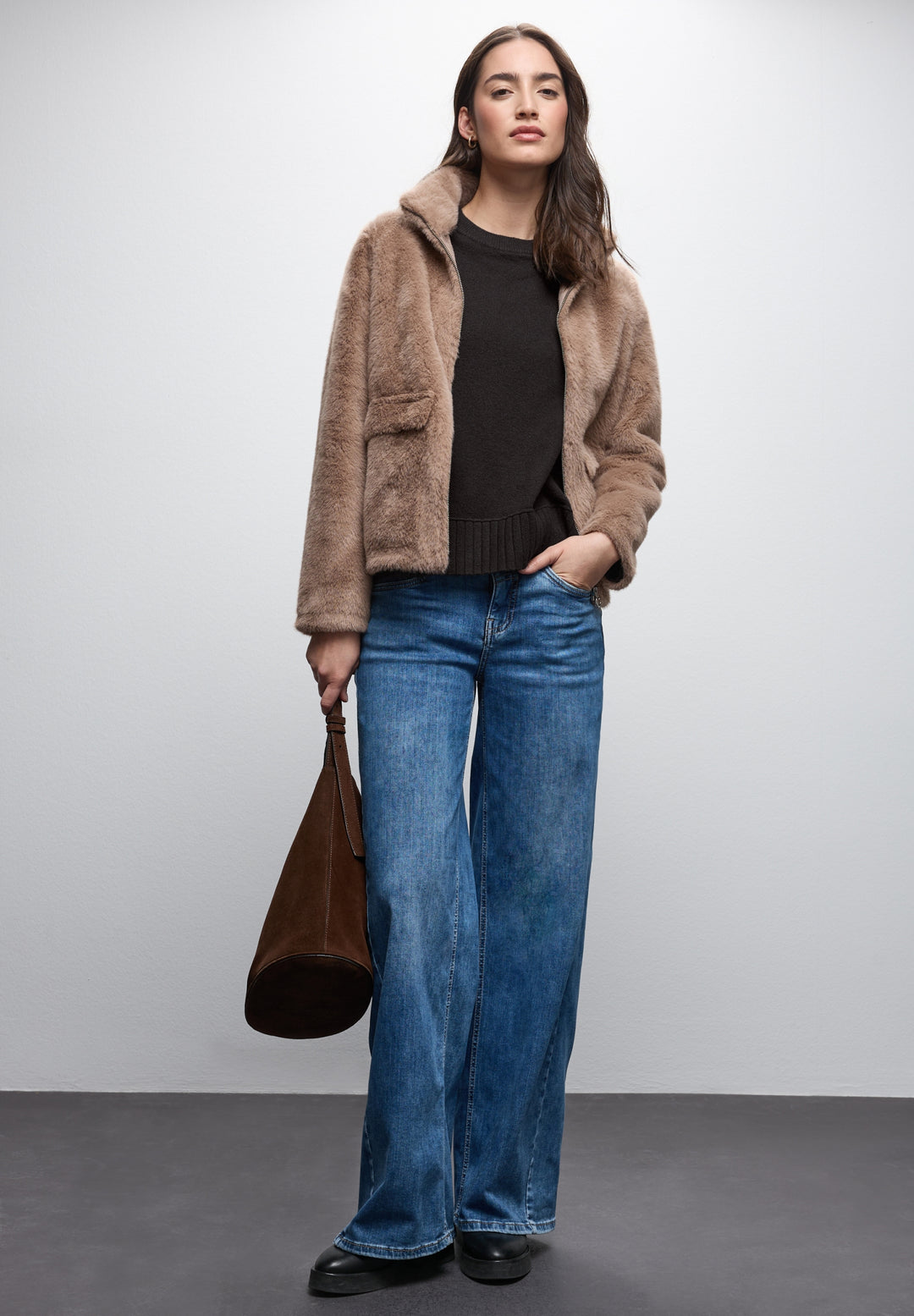 LTD QR_round neck sweater, darkest brown 17103 Bild 7