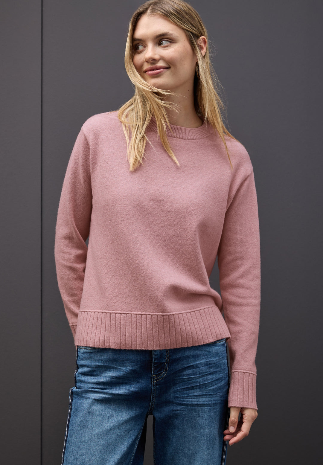 LTD QR_round neck sweater, powder pink mel. 16877 Bild 3