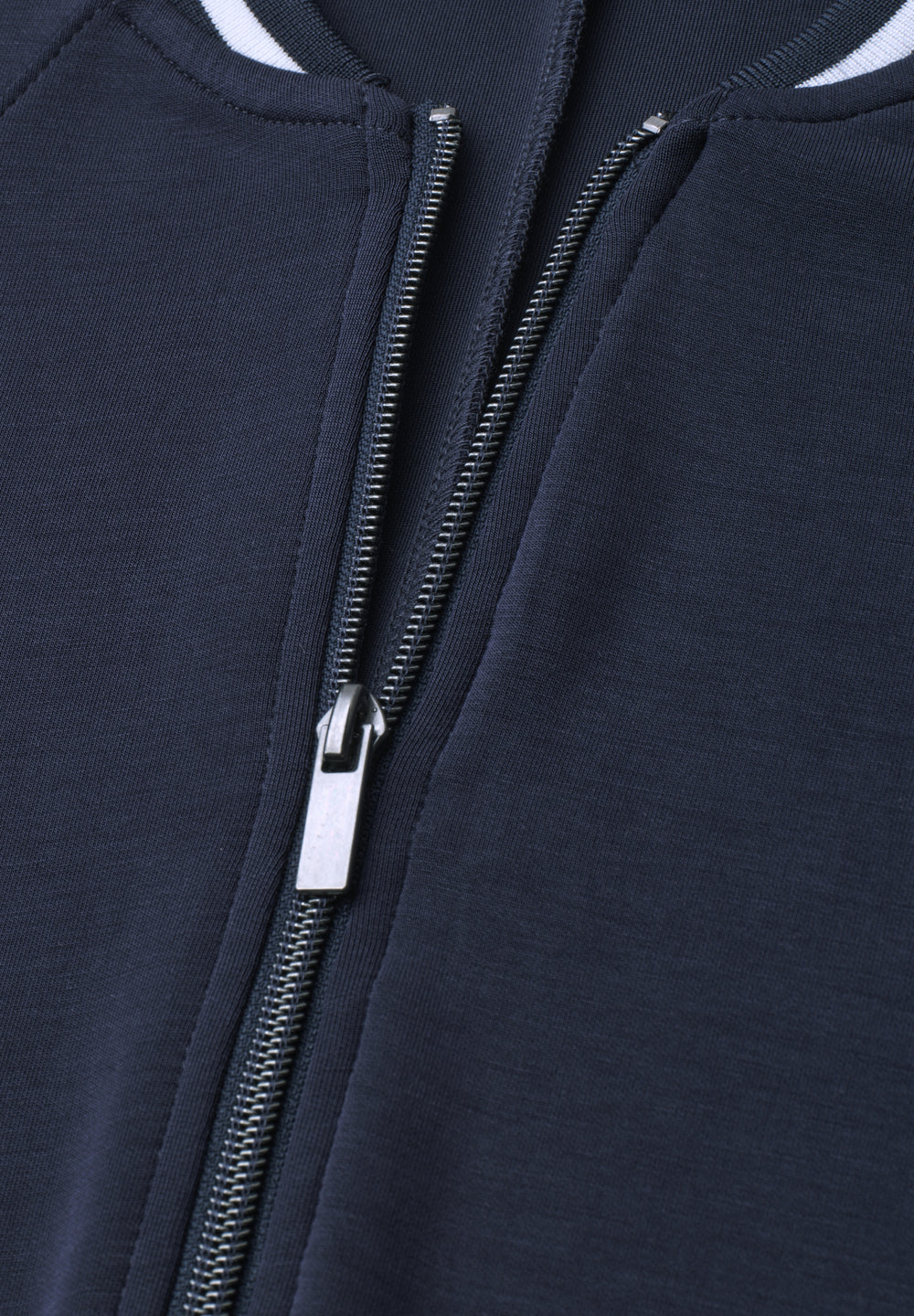 LTD QR silk look jacket w.kick, darkest blue 17915 Bild 2