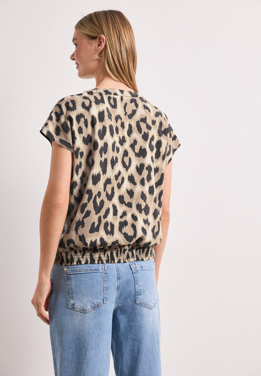 LTD QR Splitneck blouse w smok, timeless beige 37278 Bild 4