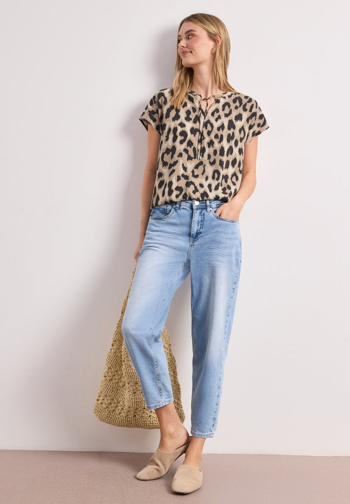 LTD QR Splitneck blouse w smok, timeless beige 37278 Bild 5