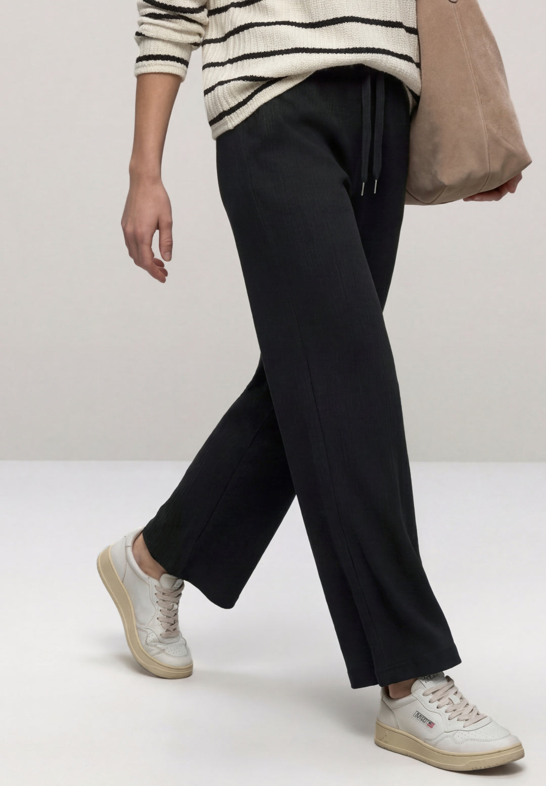 LTD QR Wide Leg crinkle crash, Black 10001 Bild 6