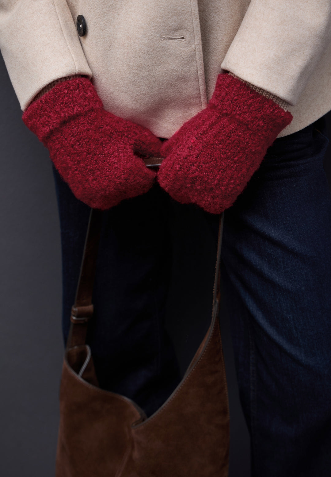 OP_Boucle Knit Gloves_Boucle K, carpet red 11359 Bild 6