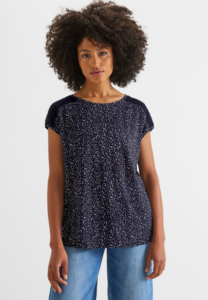 printed shirt w.lace shoulder, deep blue 21238 Bild 7