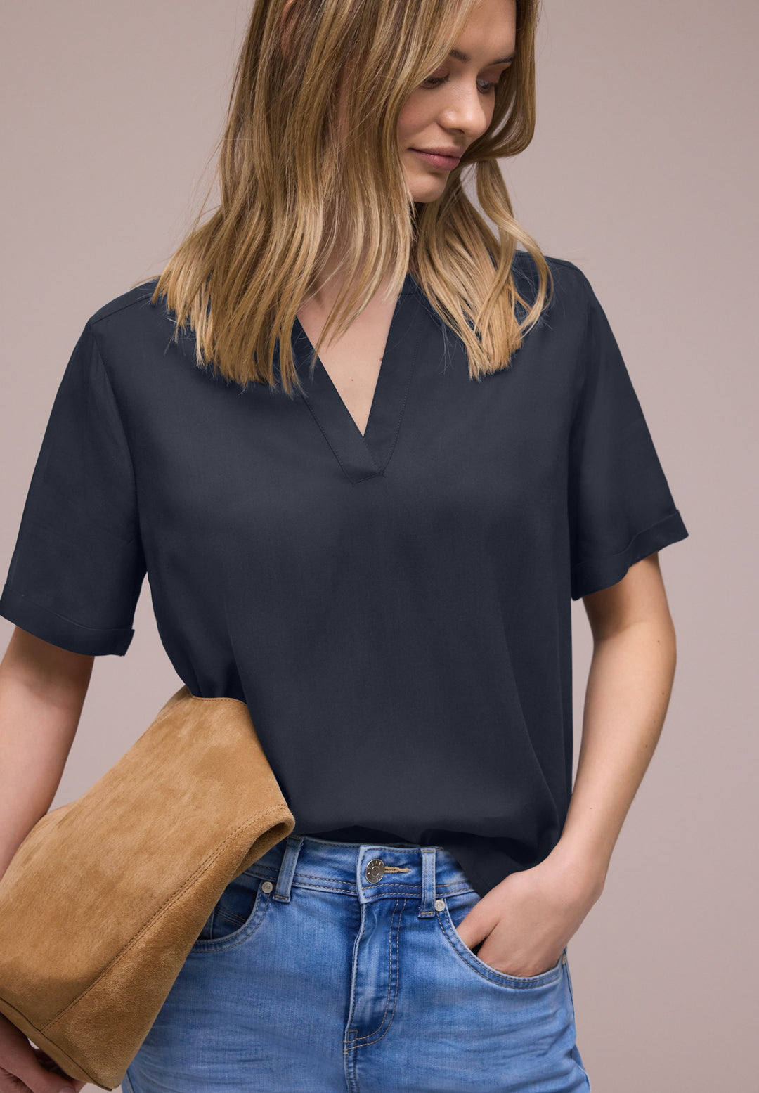 QR Splitneck blouse w turn-up, shadowed navy 17502 Bild 3