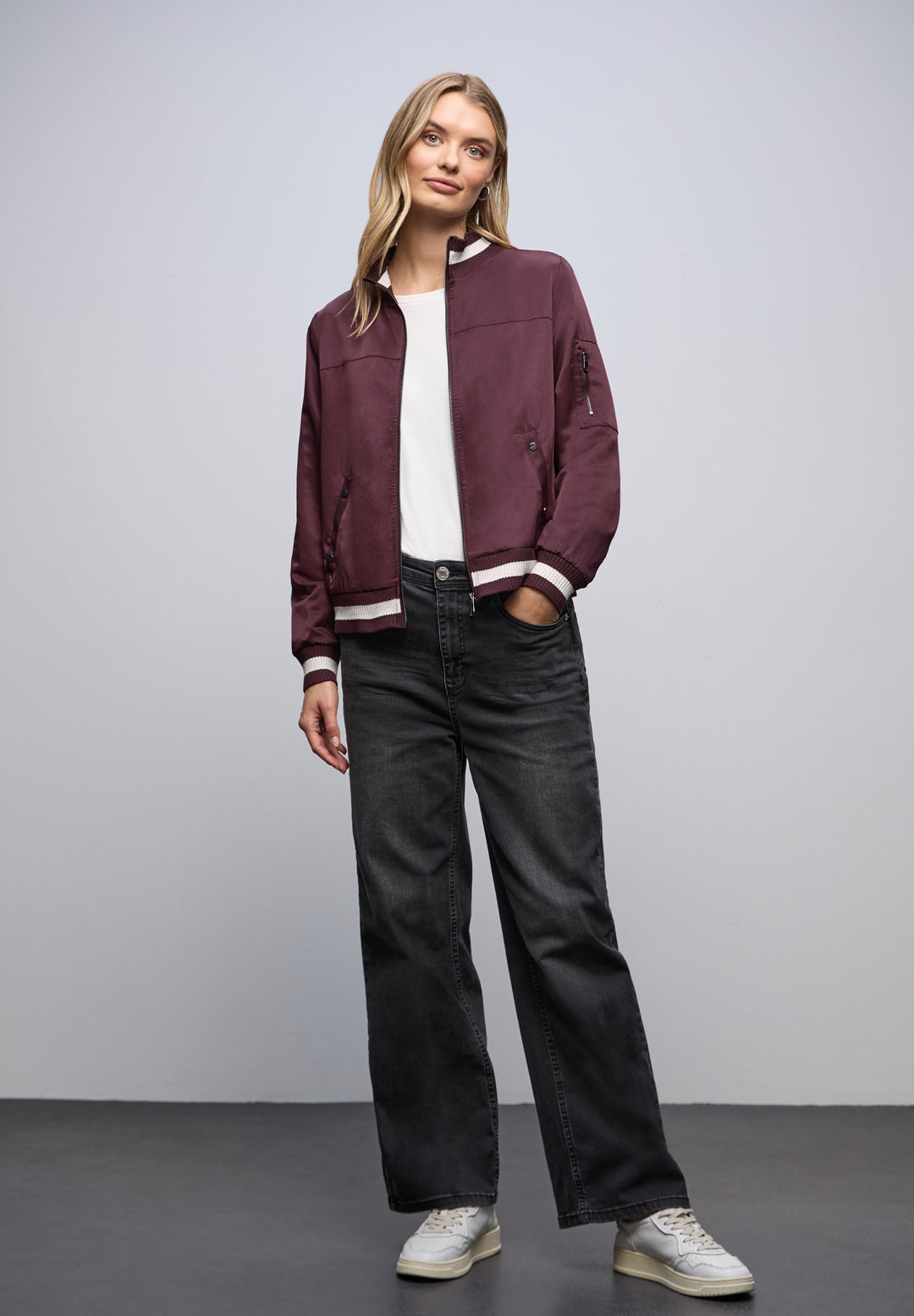 Satin Bomber Blouson Jkt w. Kn, jazz berry 17151 Bild 5