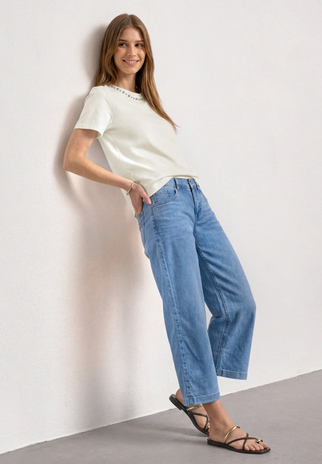short shirt w.deco neck, off white 10108 Bild 5