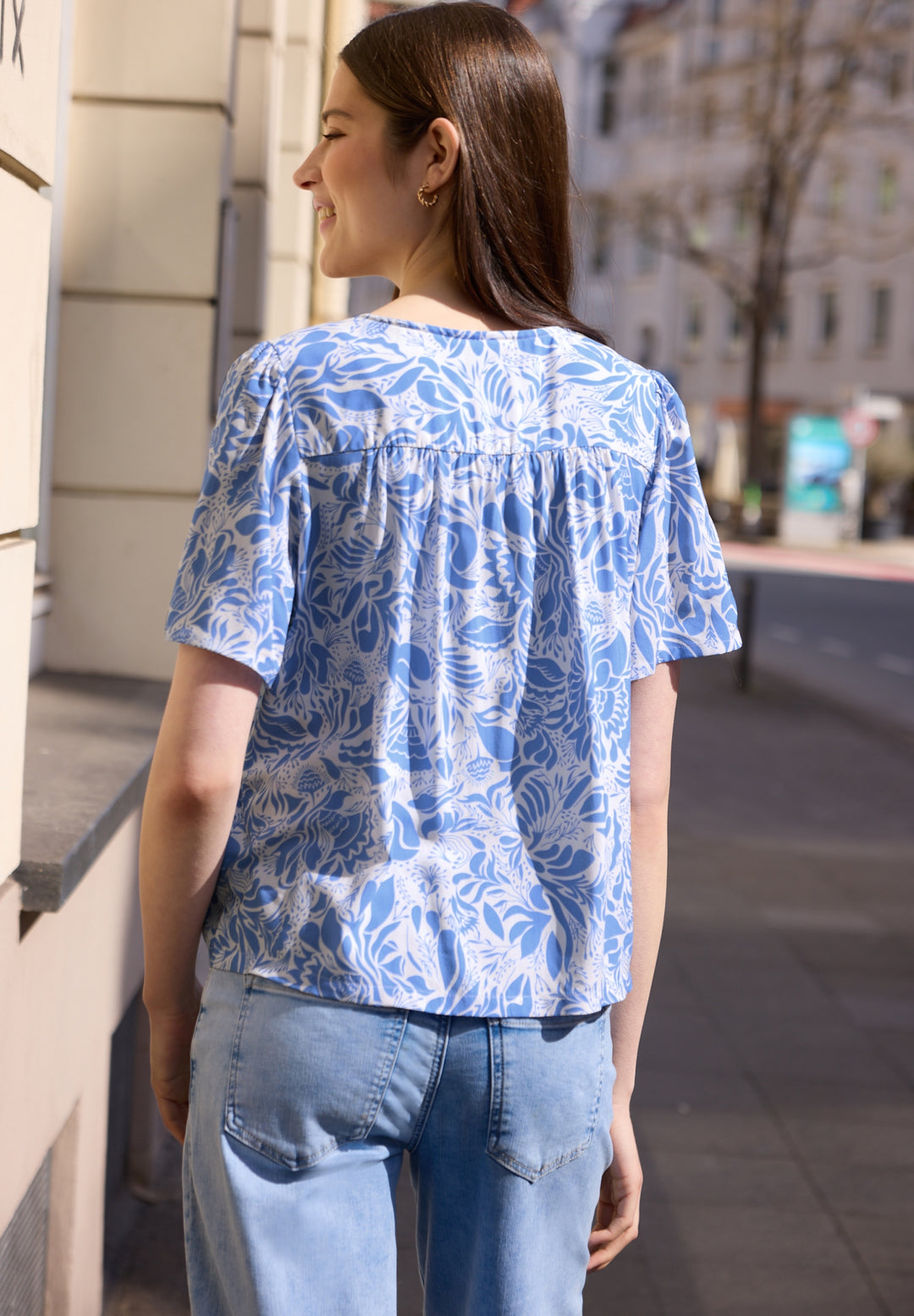 Buttoned V-neck blouse, eventide blue 27728 Bild 4