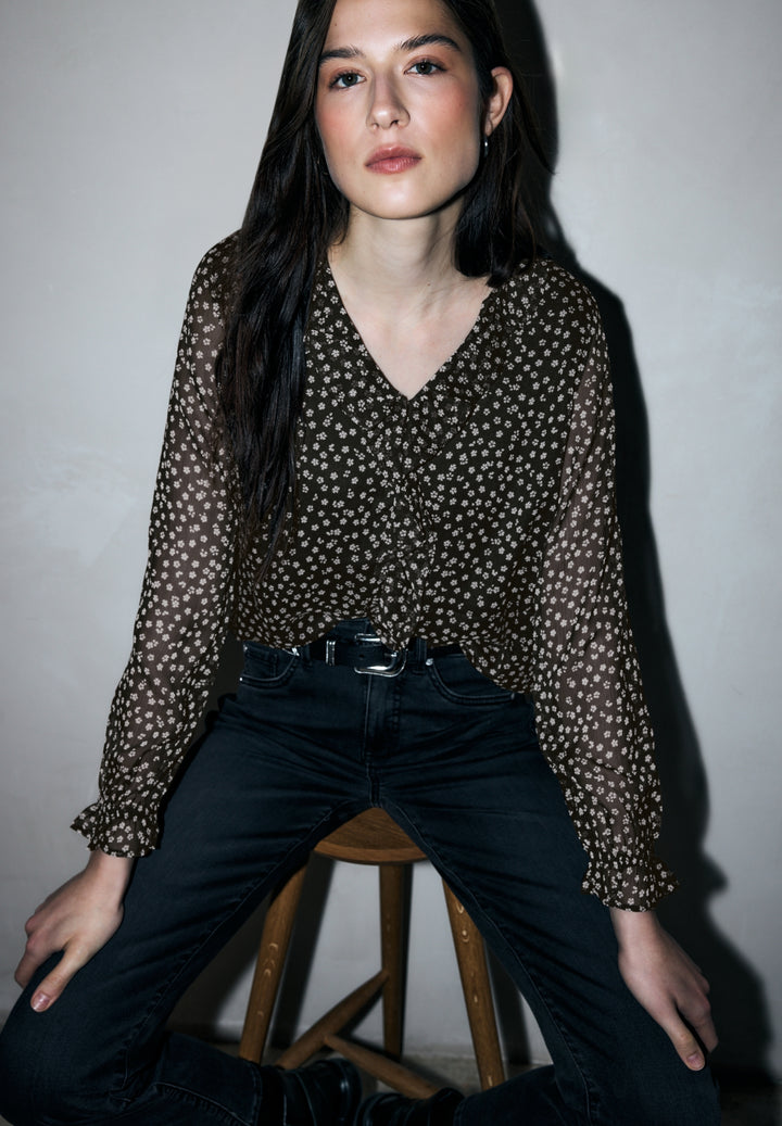 Chiffon v-neck blouse w volant, Black 20001 Bild 5