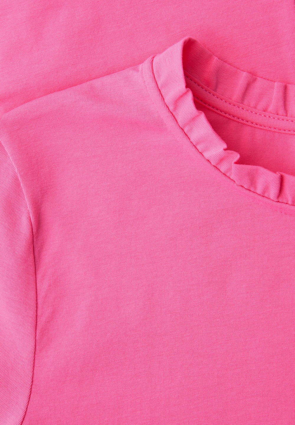 LTD QR_Studio_frill neck basic, blazing berry 17380 Bild 2