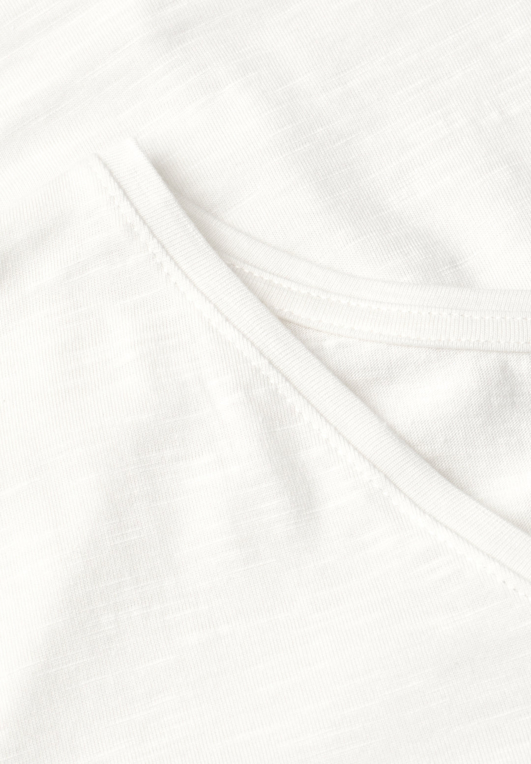 LTD QR_Studio_v-neck jersey sl, off white 10108 Bild 2